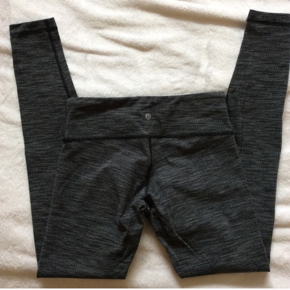 Grey Lululemon leggings